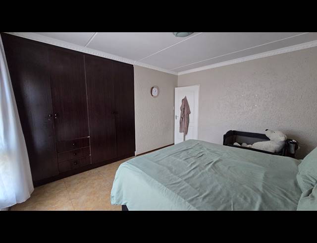 2 BEDROOM SECTIONAL TITLE FOR SALE IN MULBARTON